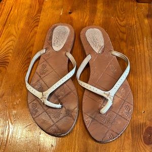 Tommy Bahama 11.5 sandals